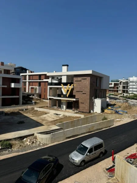 Tirane, shitet apartament 2+1+Ballkon Kati 2, 125 m² 295.000 € (MJULL BATHORE)