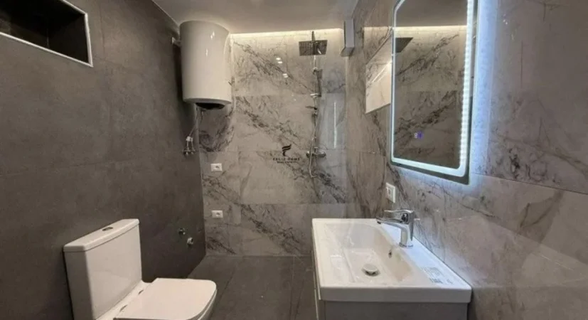 Tirane, jepet me qera zyre Kati 0, 650 m² (RRUGA E ELBASANIT)