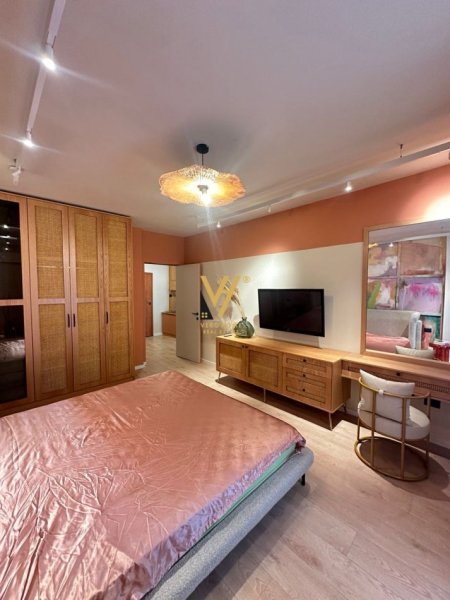Tirane, jepet me qera apartament 1+1+Ballkon Kati 12, 76 m² 1.000 € (BLV. GJERGJ FISHTA)