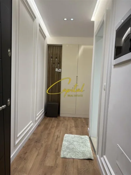 Tirane, jepet me qera apartament 2+1 Kati -1, 112 m² 800 € (KAMEZ)