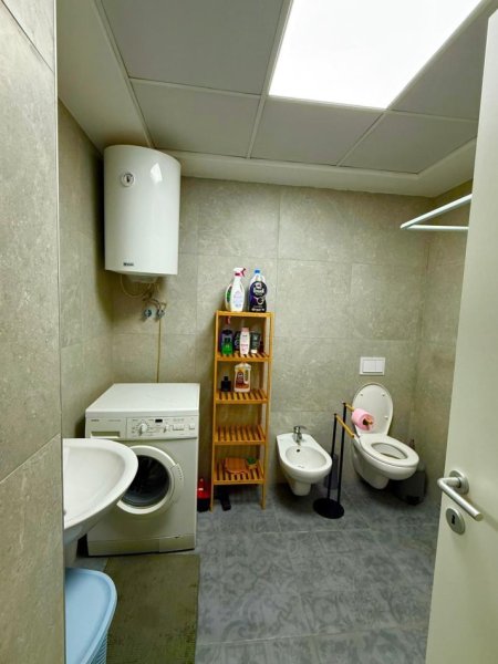 Tirane, jepet me qera apartament 2+1 Kati 4, 96 m² 750 € (don bosko)
