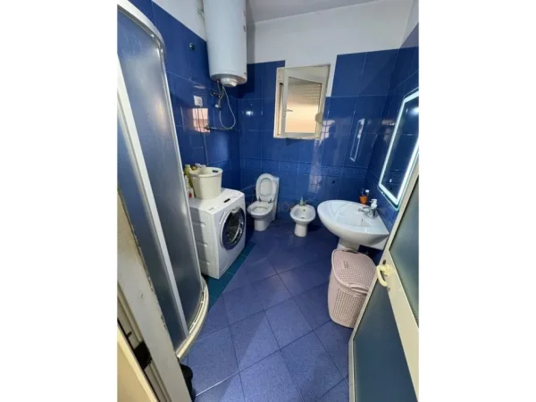 Tirane, jepet me qera apartament 2+1+Ballkon Kati 2, 114 m² 800 € (Don Bosko.)