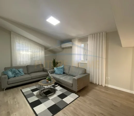 Tirane, shitet apartament 2+1 Kati 2, 110 m² (Ish tregu elektrik)