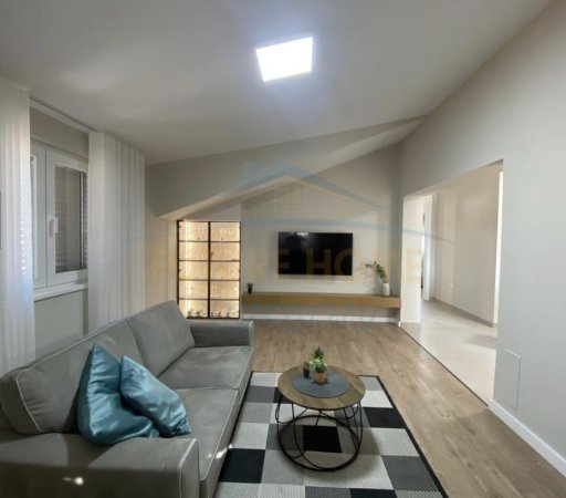 Tirane, shitet apartament 2+1 Kati 2, 110 m² (Ish tregu elektrik)