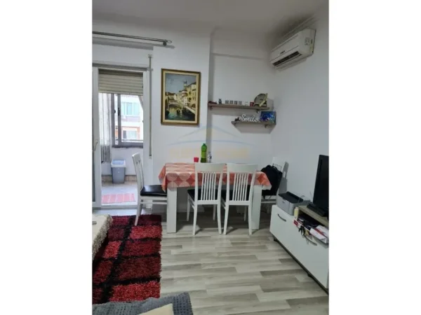 Shitet, Apartament 2+1, Kopshti Botanik, Tiranë.