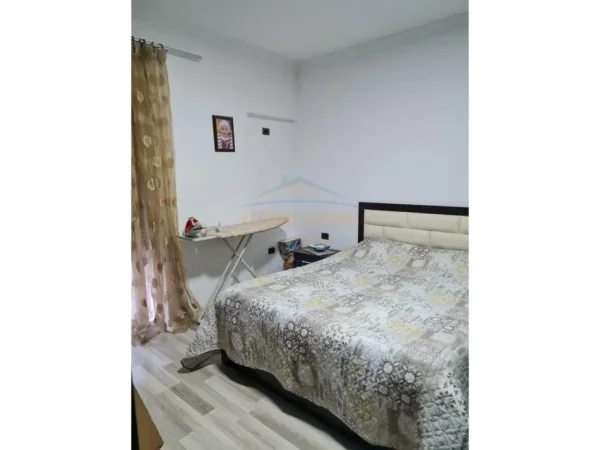 Shitet, Apartament 2+1, Kopshti Botanik, Tiranë.