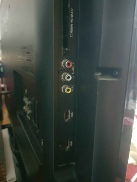 Lushnje, shes Televizor Tv Philips 32&quot;,( JO SMART) . 30 mij lek te vjetra .