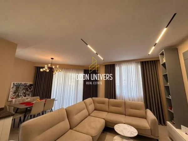 Tirane, jepet me qera apartament 2+1+Parking, Kati 2, 117 m² 800 € (RiverSide Residence, pranë rrugës Teodor Keko)