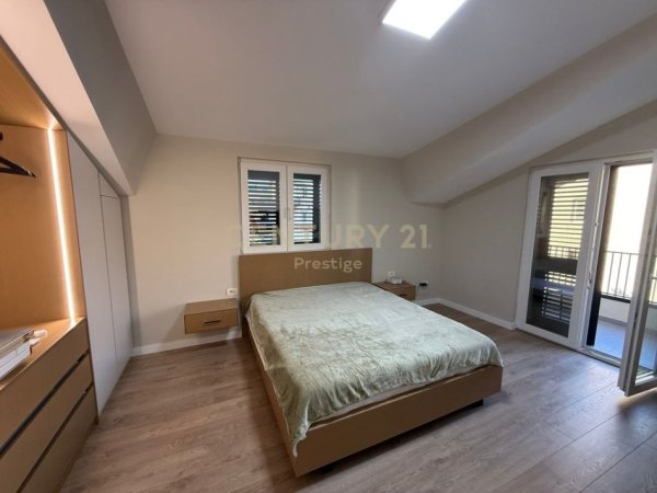 Tirane, jepet me qera apartament 2+1+Aneks+Ballkon Kati 3, 100 m² 1.100 € (Prane Ambasades Amerikane)