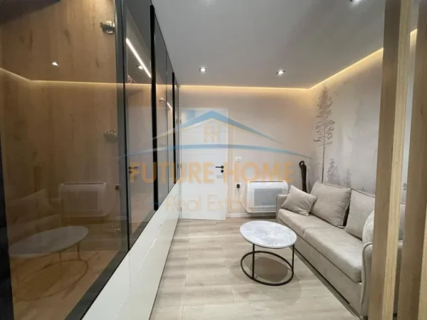 Tirane, shitet apartament 1+1+Ballkon ,