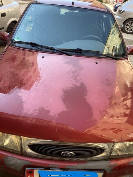 Fier, shitet makine Ford Fiesta Benzin, e kuqe automatik Kondicioner 120.000 km 1.100 €