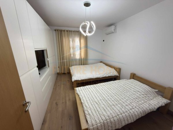 Tirane, shitet apartament 2+1 Kati 2, 95 m² 165.000 € (Fresk)