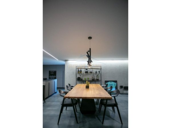 Tirane, shitet apartament+verande | Penthouse 3+1+Aneks+Ballkon Kati 6, 390 m² 850.000 € (Liqeni i Thate)