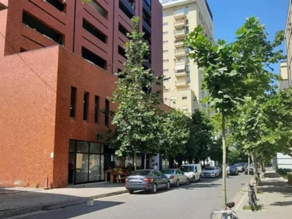 Tirane, shitet apartament 2+1+Aneks+Ballkon Kati 3, 112 m² 220.000 € (Jordan Misja)