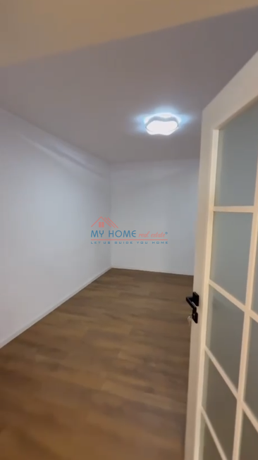 Tirane, jepet me qera zyre Kati 1, 45 m² 650 € (Rruga e Elbasanit)