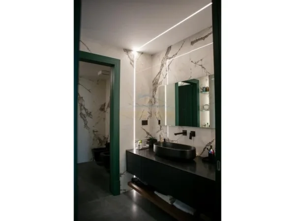 Tirane, shitet apartament+verande | Penthouse 3+1+Ballkon Kati 6, 390 m² 850.000 € (Liqeni i Thate, Tirane)