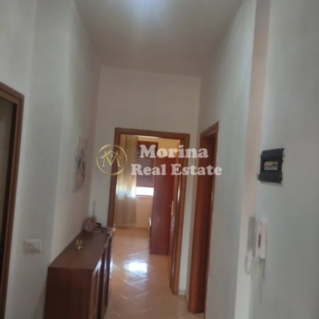 Tirane, jepet me qera apartament 2+1+Ballkon Kati 3, 100 m² 550 € (Selvia)