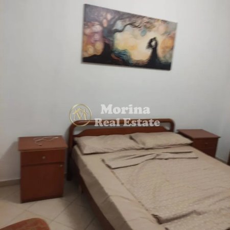 Tirane, jepet me qera apartament 2+1+Ballkon Kati 3, 100 m² 550 € (Selvia)