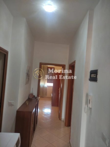 Tirane, jepet me qera apartament 2+1+Ballkon Kati 3, 100 m² 550 € (Selvia)
