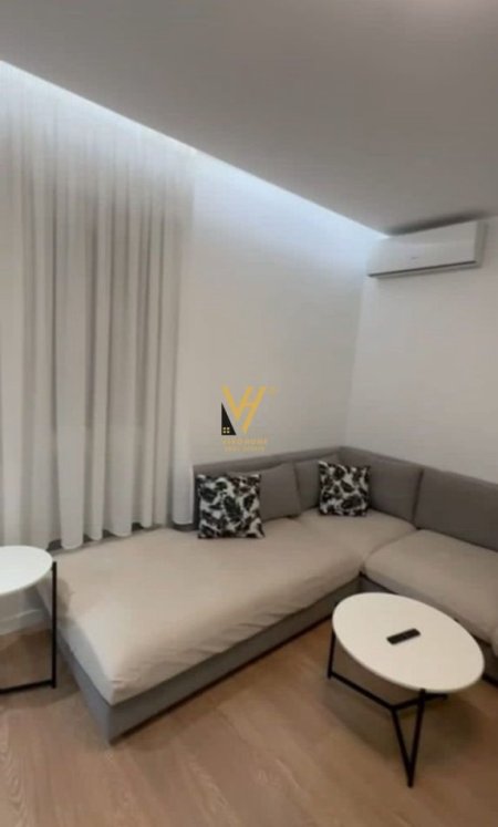 Tirane, jepet me qera apartament 1+1+Ballkon Kati 6, 57 m² 600 € (5 MAJI)