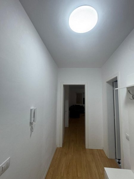 Tirane, jepet me qera apartament 1+1 Kati 2, 81 m² 600 € 