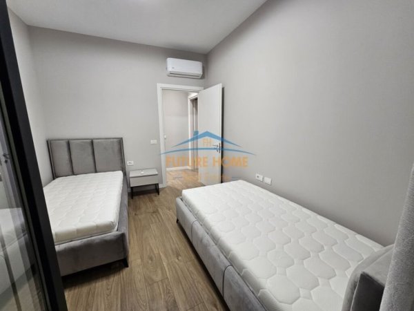 Tirane, jepet me qera apartament 2+1 Kati 2, 102 m² 1.000 € 
