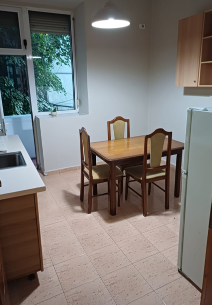 Tirane, jepet me qera apartament 2+1 Kati 2, 85 m² 650 € (sheshi Willson)