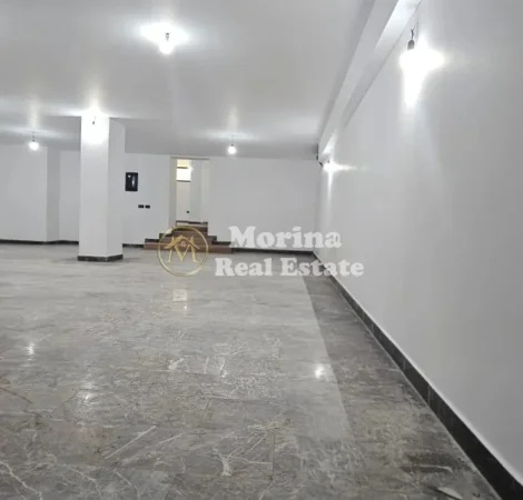 Tirane, jepet me qera ambjent biznesi Kati 0, 200 m² 3.000 € (rruga Sami Frasheri)