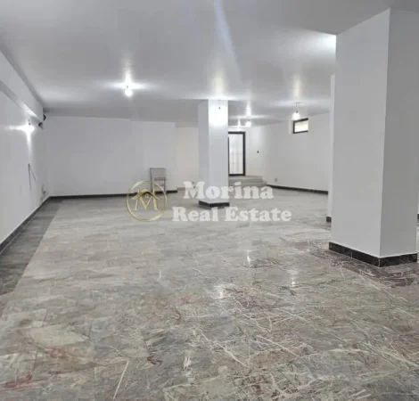 Tirane, jepet me qera ambjent biznesi Kati 0, 200 m² 3.000 € (rruga Sami Frasheri)