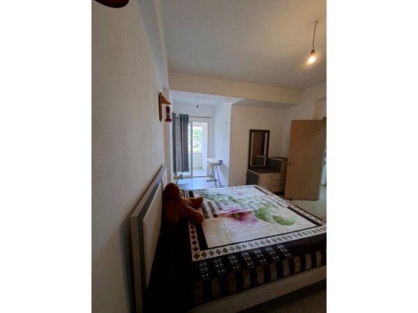 Tirane, jepet me qera apartament 2+1 Kati 6, 93 m² 550 € (përballë Spitalit Amerikan 3)