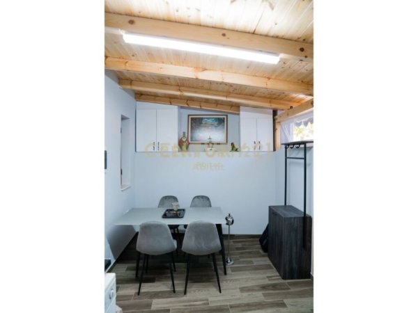 Tirane, jepet me qera apartament 2+1 , 53 m² 600 € 