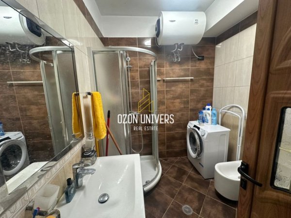 Shqiperi, jepet me qera apartament 2+1 Kati 2, 82 m² 700 € (kodra e diellit)