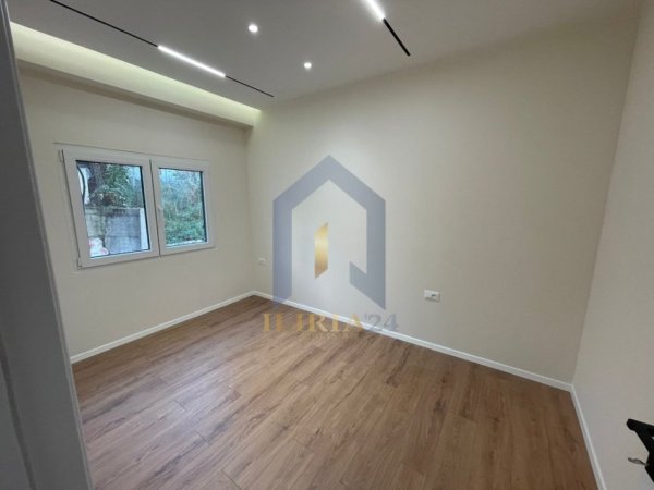 Tirane, shes apartament 1+1+Ballkon Kati 2, 56 m² 91.443 € (Ali Dem Rruga Tomi Kristo)