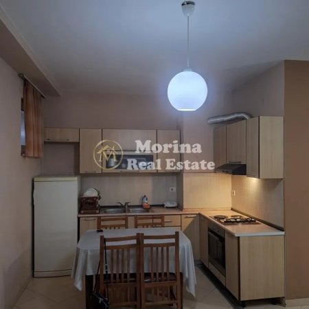 Tirane, jepet me qera apartament 1+1+Ballkon Kati 3, 74 m² 400 € (Rruga Jordan Misja)