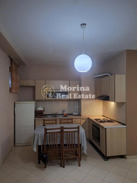 Tirane, jepet me qera apartament 1+1+Ballkon Kati 3, 74 m² 400 € (Rruga Jordan Misja)