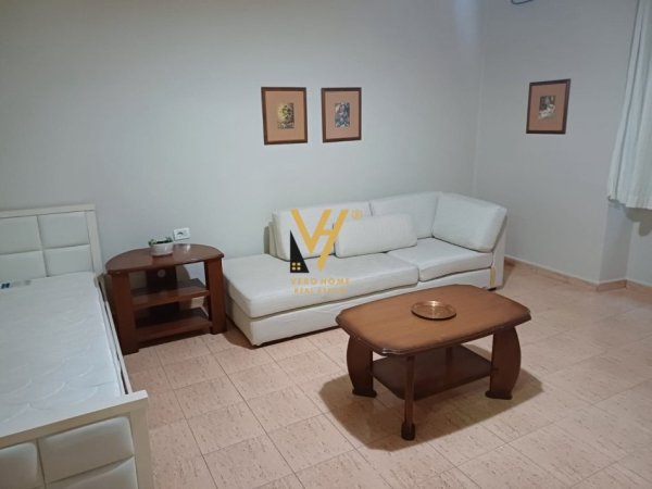 Tirane, jepet me qera apartament 2+1+Ballkon Kati 2, 84 m² 650 € (RRUGA SULEJMAN DELVINA)