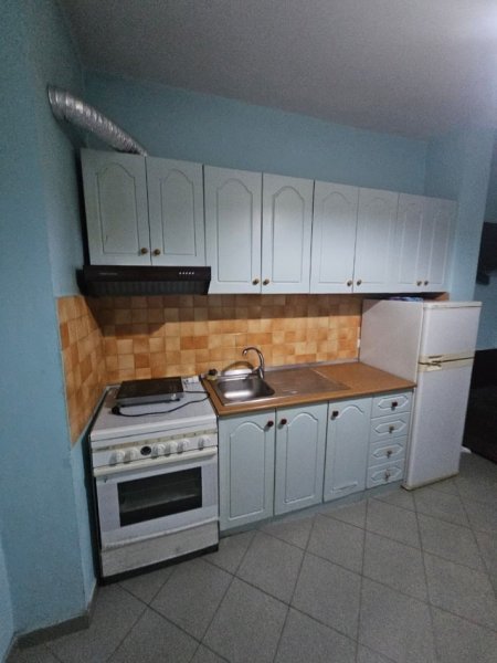 Durres Plazh, jepet me qera apartament 1+1+Aneks+Ballkon Kati 2, 60 m² 200 € 