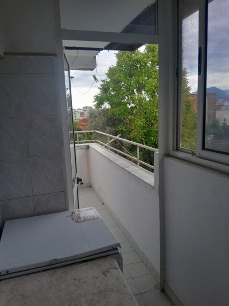 (Pa agjensi - 0 komision) Shes apartament 2+1+Aneks+Ballkon Kati 4, 63 m² 110.000 € (Ali Demi)