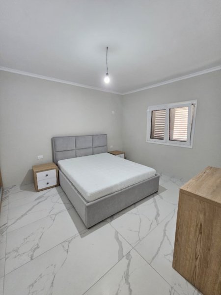 Durres, jepet me qera apartament 1+1+Aneks+Ballkon Kati 1, 60 m² 300 €