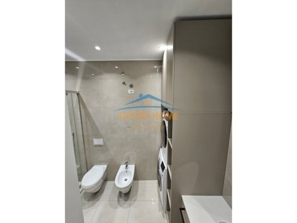Tirane, jepet me qera apartament 2+1 Kati 2, 102 m² 1.000 € 