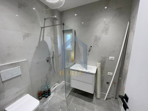 Tirane, shitet apartament 1+1+Ballkon Kati 3, 76 m² 124.750 € (Ali Dem)