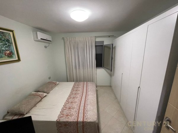 Tirane, shes apartament 1+1 Kati 4, 54 m² 84.000 € (Oxhaku)