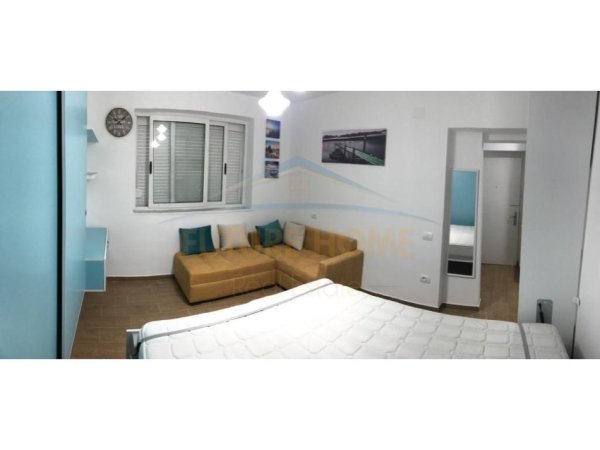 Tirane, shitet garsonier Kati 1, 23 m² 55.000 € (Rruga Ferit Xhajko)