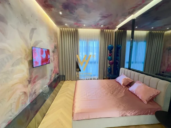 Tirane, jepet me qera apartament 1+1+Ballkon Kati 6, 70 m² 1.000 € (SQUARE 21)