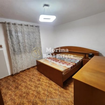 Tirane, jepet me qera apartament 3+1+Ballkon Kati 5, 90 m² 400 € (Institut)