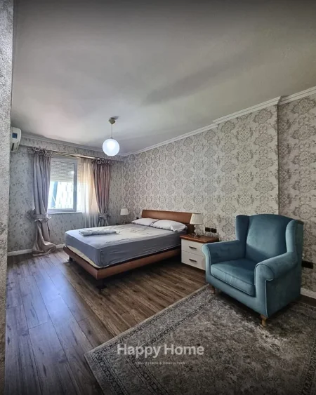 Tirane, shitet apartament 2+1+Ballkon , 110 m² 385.000 € 