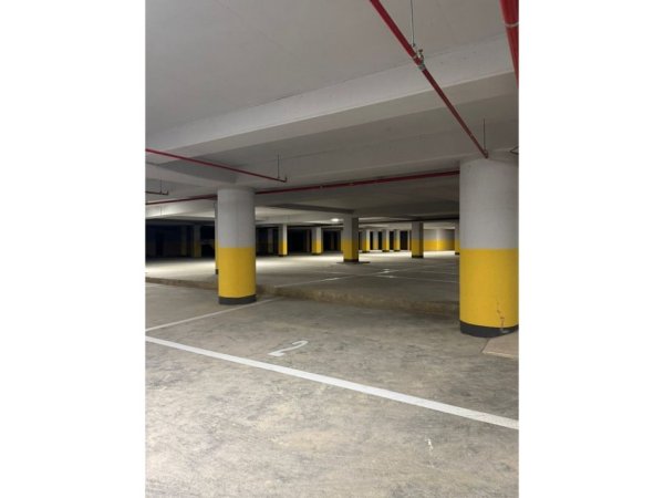 Tirane, shes garazh | post parkimi Kati -1, 33.000 € (Ish Stacioni Trenit)