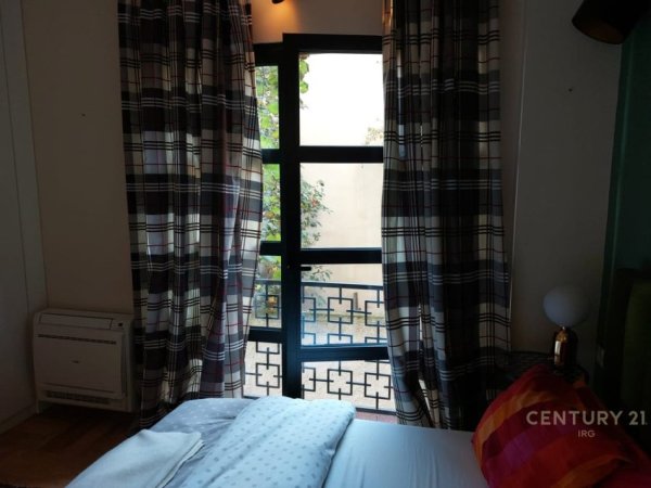 Tirane, jepet me qera apartament 2+1 Kati 1, 100 m² 700 € (Selite)