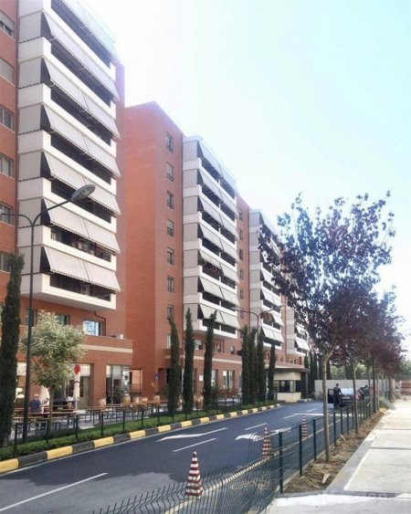 Tirane, jepet me qera ambjent biznesi Kati 1, 350 m² 6.500 € (Kavajes)