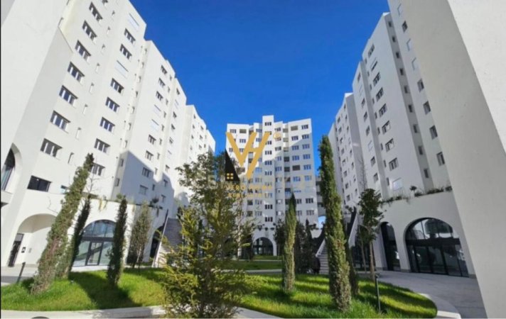 Tirane, jepet me qera apartament 2+1+Ballkon Kati 2, 117 m² 800 € (FUSHA E AVIACIONIT)